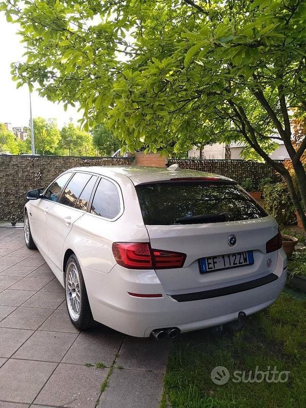 Usata BMW 525 Efficient Dynamics 204 CV (150 kW) 2010 Bianco Station wagon