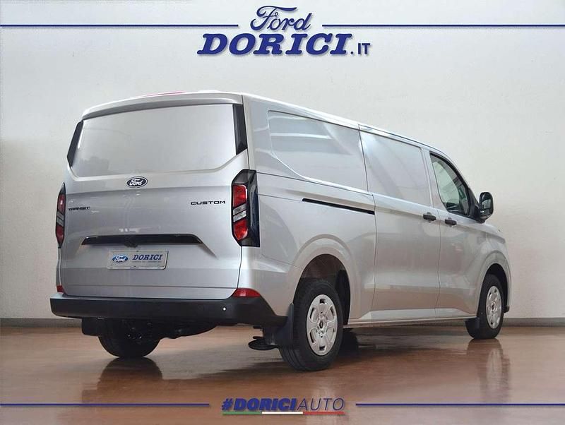 Usata Ford Transit Custom Trend+ 136 CV (100 kW) 2024 Moondust silver Furgone