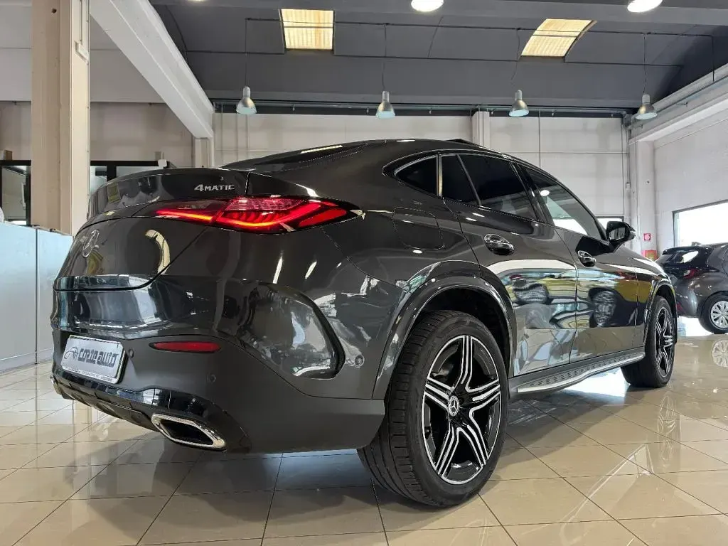 Usata Mercedes GLC300de AMG Line Premium 2023 Grigio scuro Coupé