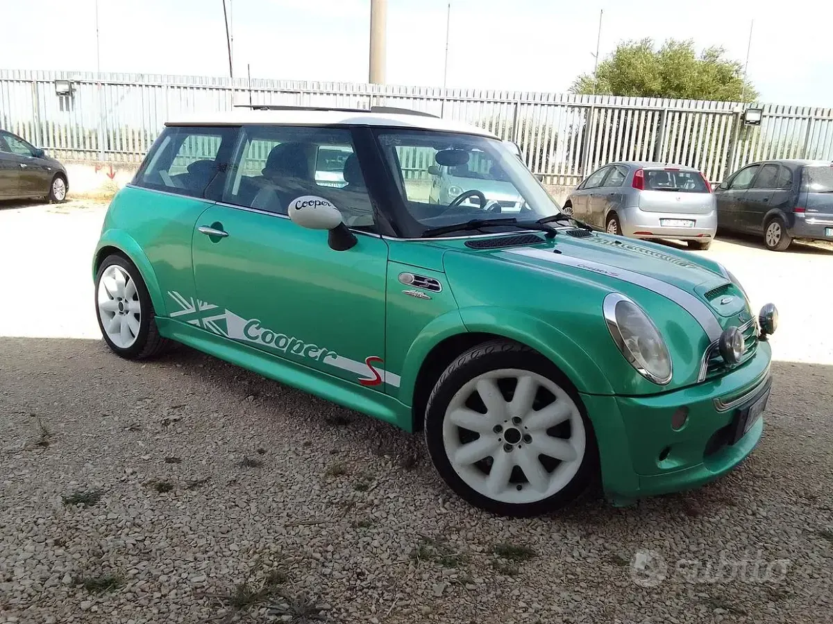 Usata Mini Cooper S Coupé 163 CV (119 kW) 2002 Verde Coupé