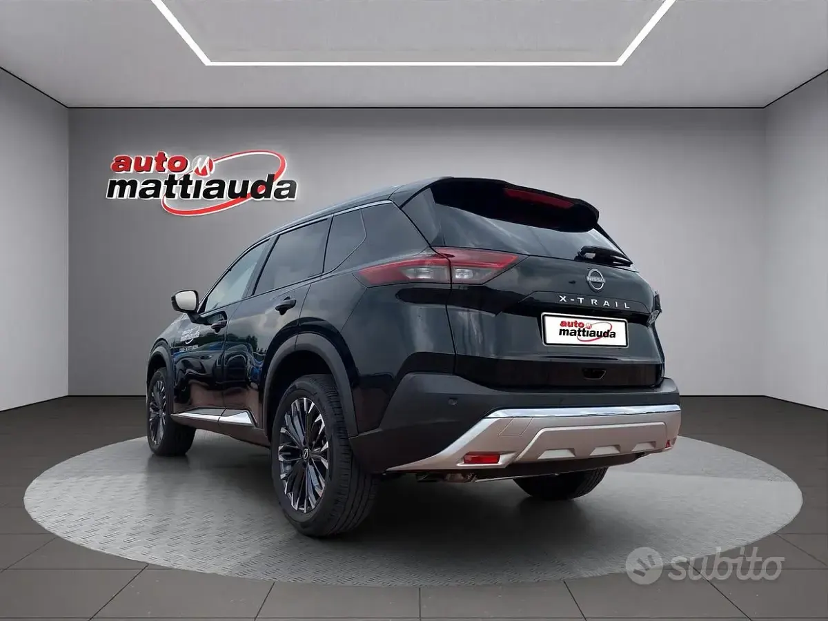 Ny Nissan X-Trail Tekna 163 HK (119 kW) 2025 Sort SUV