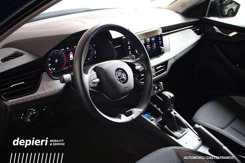 Usata Skoda Kamiq Selection 116 CV (85 kW) 2024 Blu/azzurro SUV