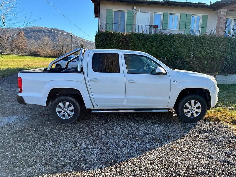 Usata VW Amarok 164 CV (120 kW) 2010 Bianco Pick-up