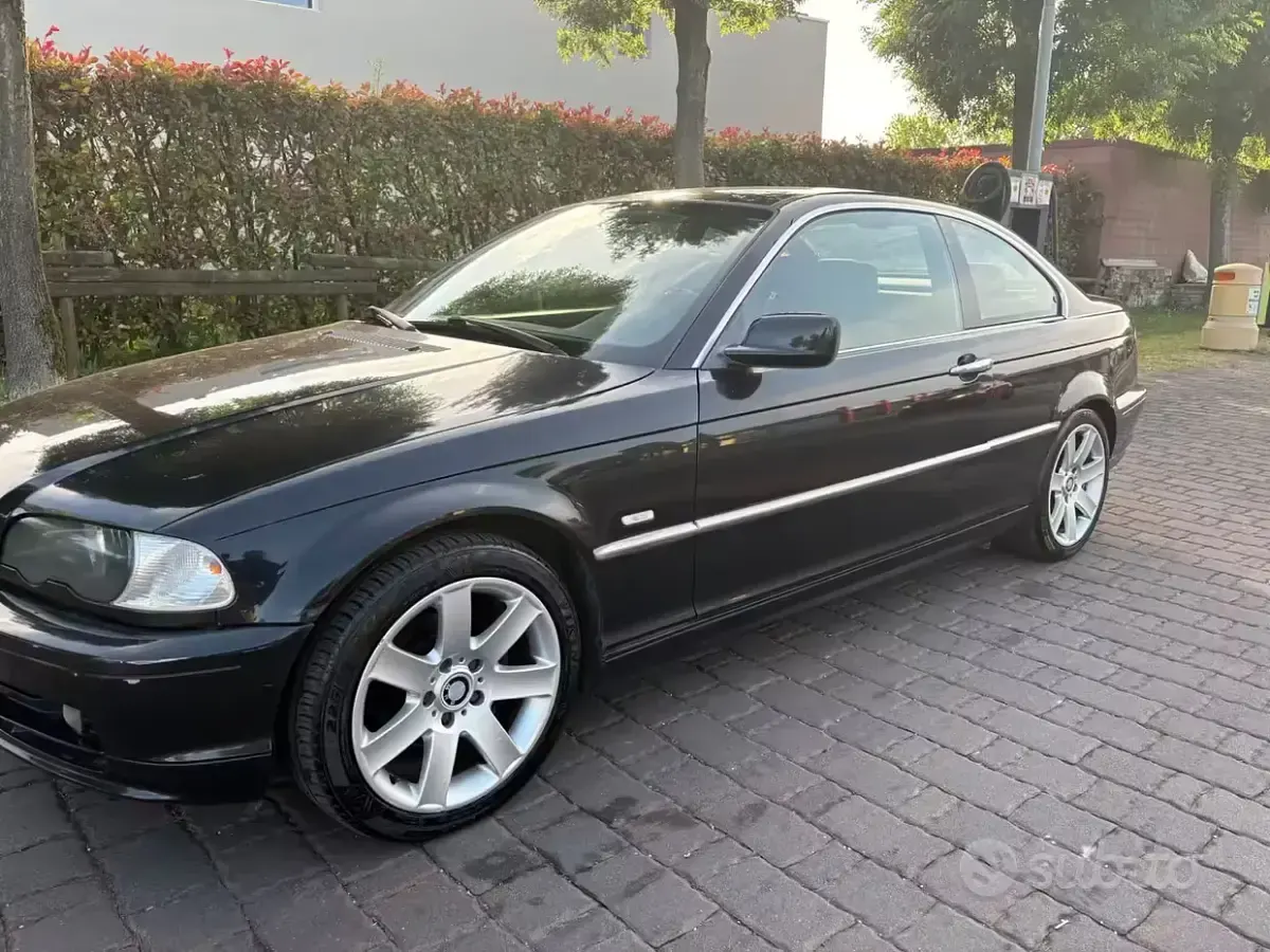 Usata BMW 320 150 CV (110 kW) 2000 Nero Coupé