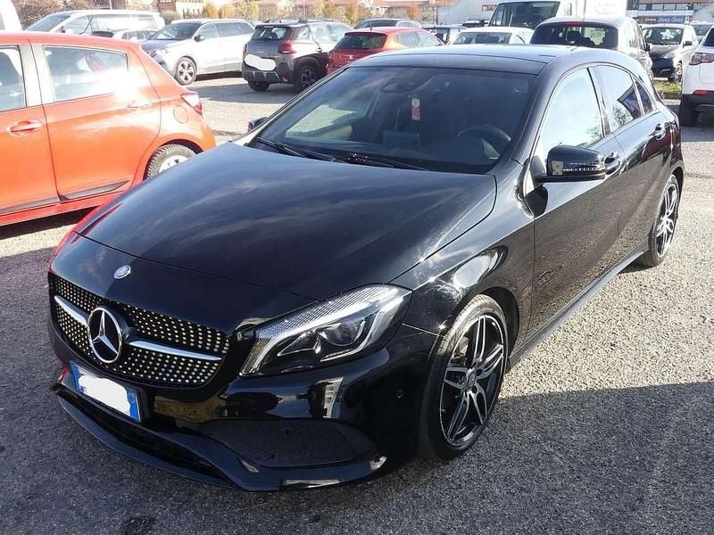Usata Mercedes A200 Premium 136 CV (100 kW) 2017 Nero Berlina