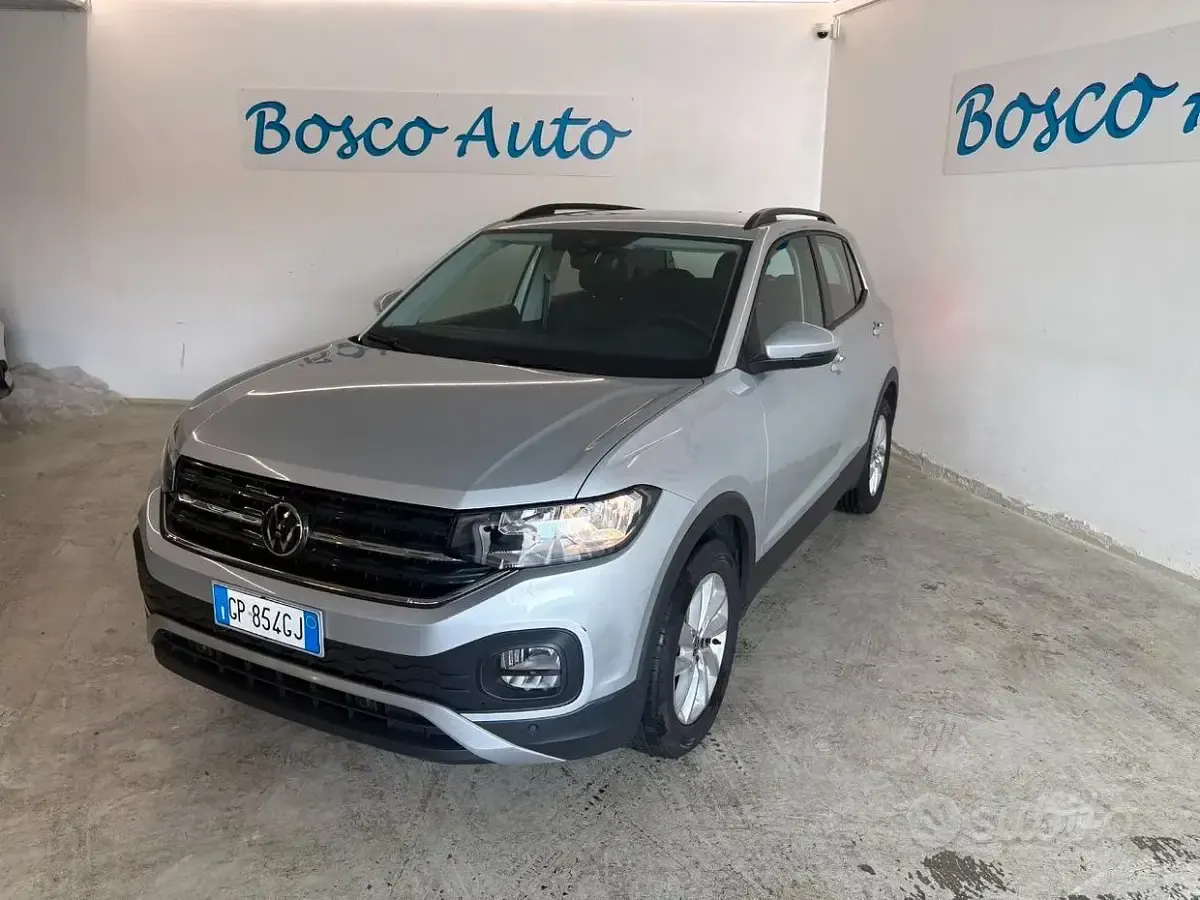 Usata VW T-Cross Style 110 CV (80 kW) 2023 Grigio SUV