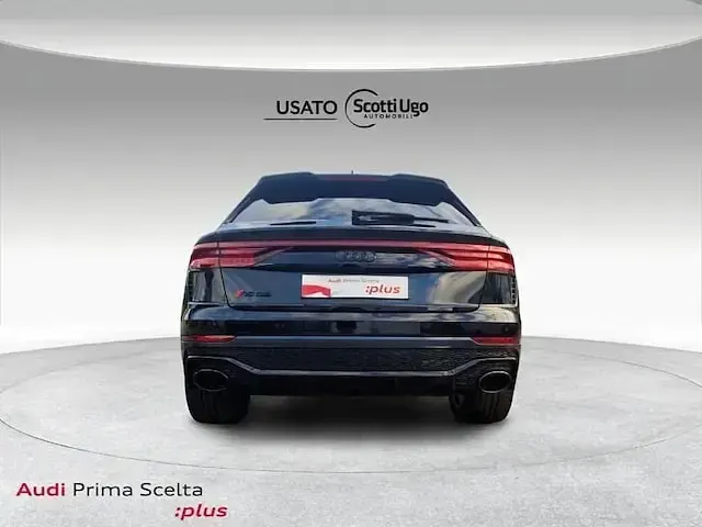 Usata Audi Q8 Comfort 600 CV (441 kW) 2023 Nero mythos metallizzato SUV