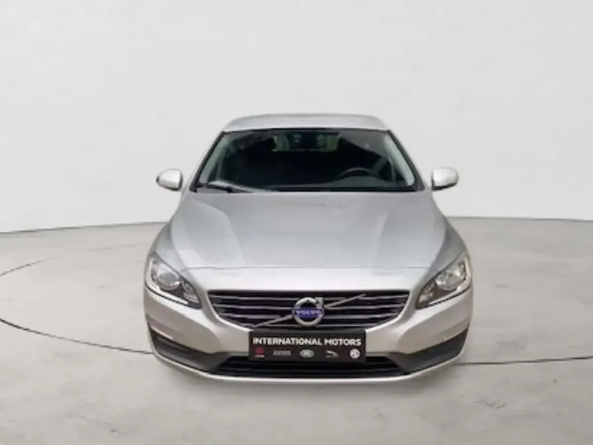 Usata Volvo V60 Business Edition 114 CV (83 kW) 2014 Grigio Station wagon