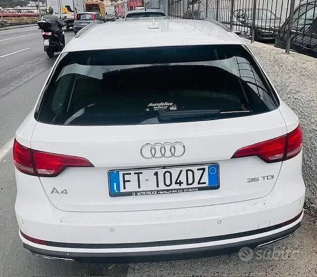 Usata Audi A4 S-Line 150 CV (110 kW) 2018 Bianco Station wagon