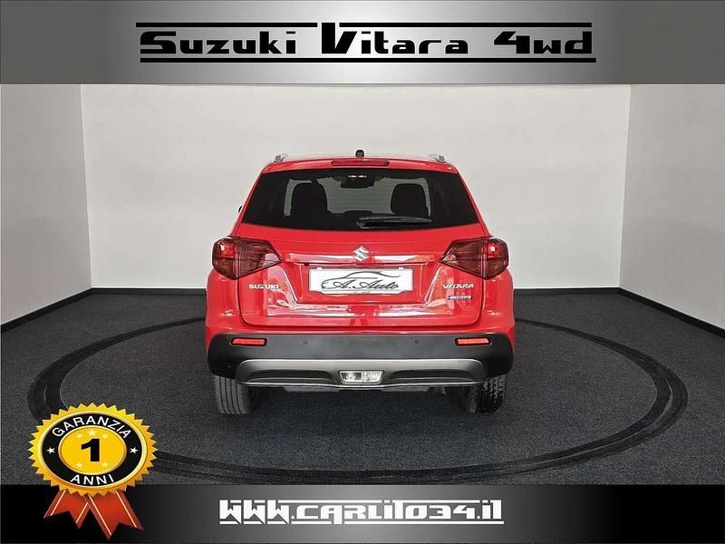 Usata Suzuki Vitara Cool 129 CV (94 kW) 2023 Rosso SUV