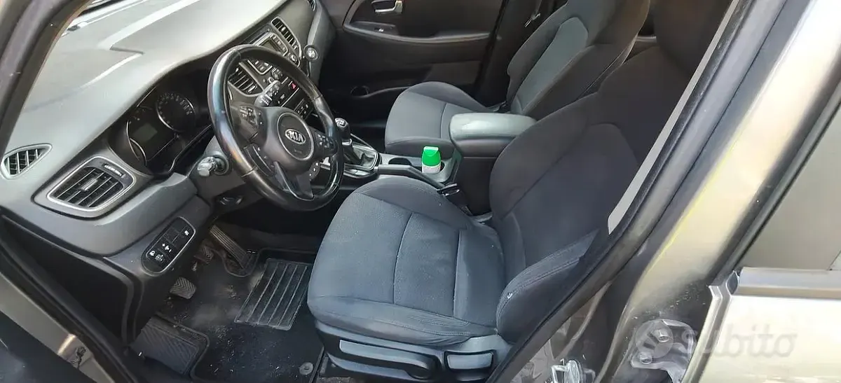 Usata Kia Carens 115 CV (84 kW) 2013 Grigio Monovolume