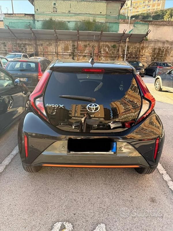 Usata Toyota Aygo X Limited 72 CV (52 kW) 2022 Verde SUV