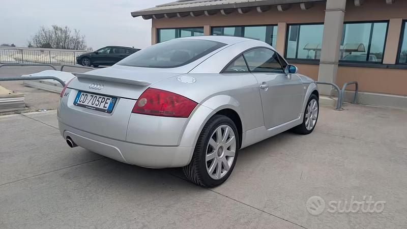Usata Audi TT 180 CV (132 kW) 2000 Coupé
