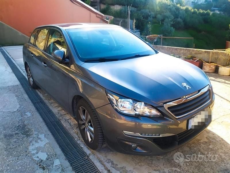 Usata Peugeot 308 SW 120 CV (88 kW) 2016 Grigio Station wagon