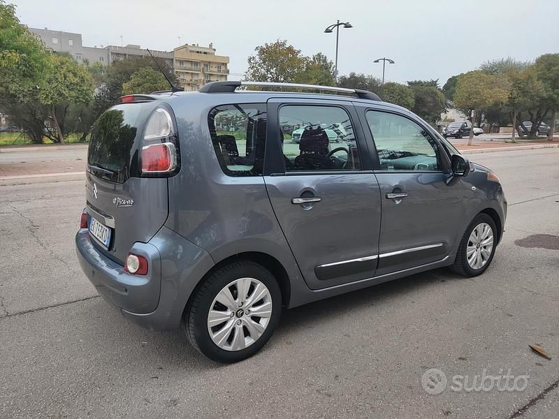 Usata Citroën C3 Picasso Exclusive 92 CV (67 kW) 2011 Grigio Monovolume