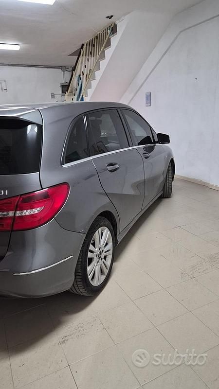 Usata Mercedes 200 2012 Monovolume