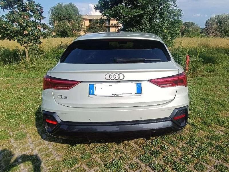 Usata Audi Q3 Sportback Business Plus 150 CV (110 kW) 2023 Grigio SUV