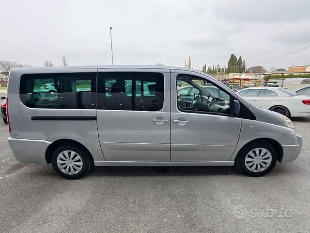 Usata Peugeot TePee Premium 136 CV (100 kW) 2007 Grigio Monovolume