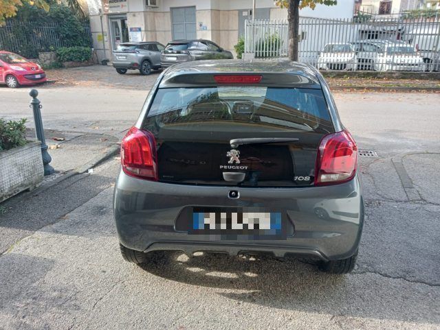 Usata Peugeot 108 Allure 72 CV (52 kW) 2020 Antracite metallizzato Utilitaria