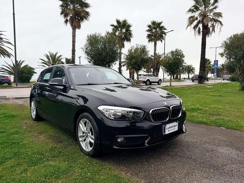 Usata BMW 116 Advantage 116 CV (85 kW) 2015 Argento Utilitaria