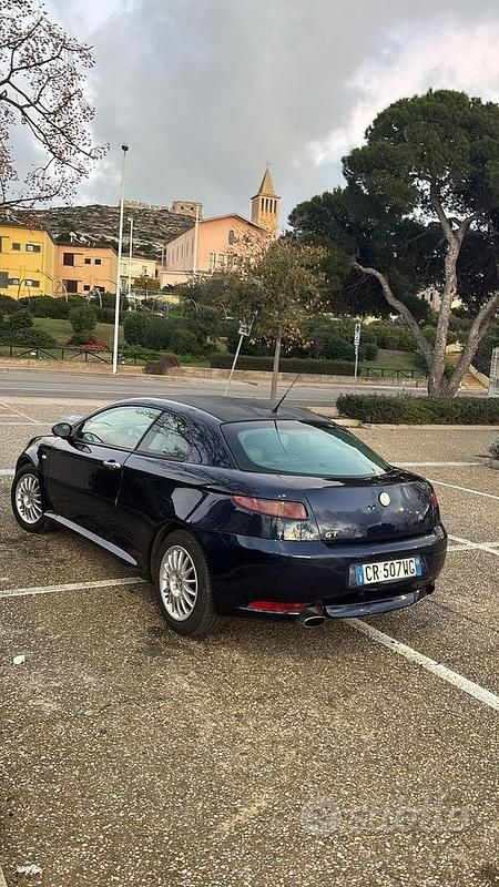 Blu Usata 2004 Alfa Romeo GT Coupé | 1500 € (Ottimo prezzo) - Immagine 1/4