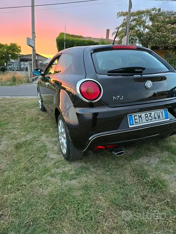 Usata Alfa Romeo MiTo 95 CV (69 kW) 2012 Nero Utilitaria