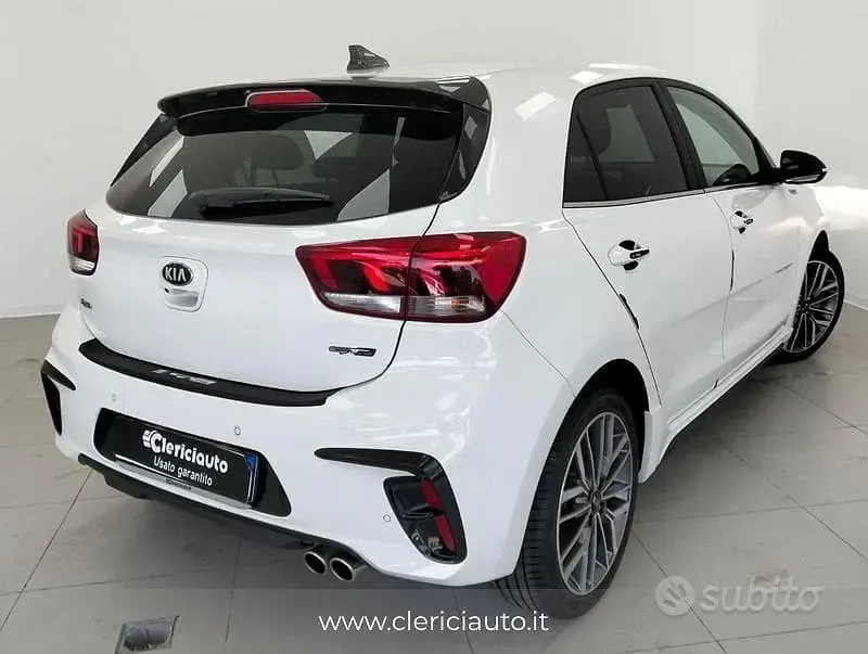 Usata Kia Rio GT-Line 120 CV (88 kW) 2021 Bianco Berlina