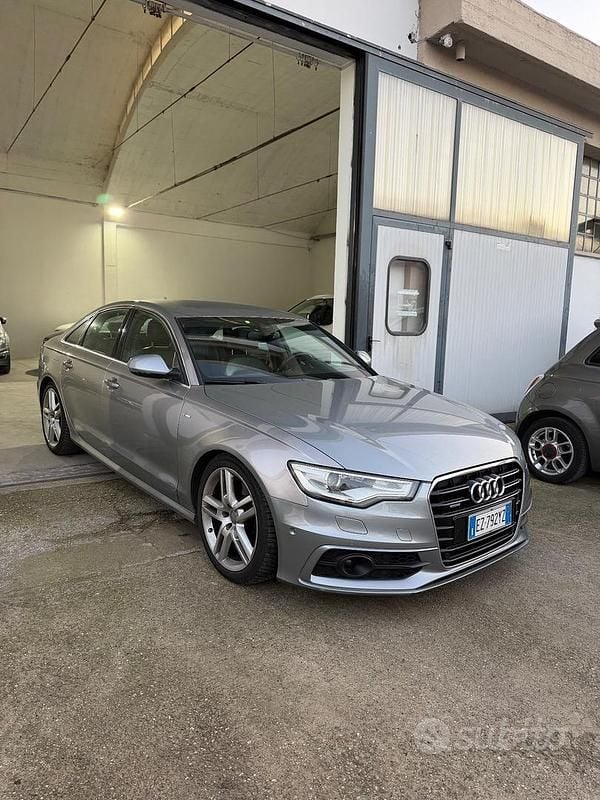 Grigio Usata 2014 Audi A6 Business Plus Tre volumi | 13.000 € (Buon prezzo) - Immagine 1/4