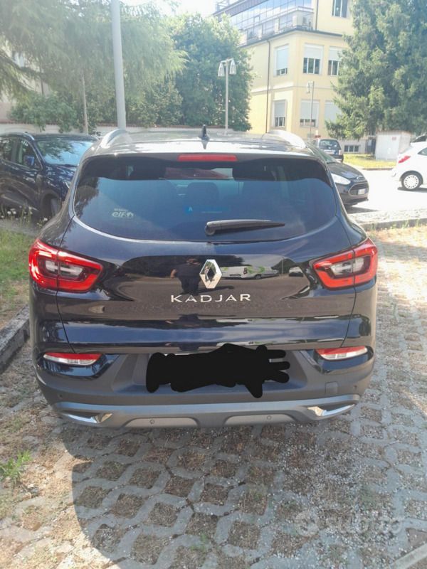 Usado Renault Kadjar 140 CV (102 kW) 2021 Negro SUV