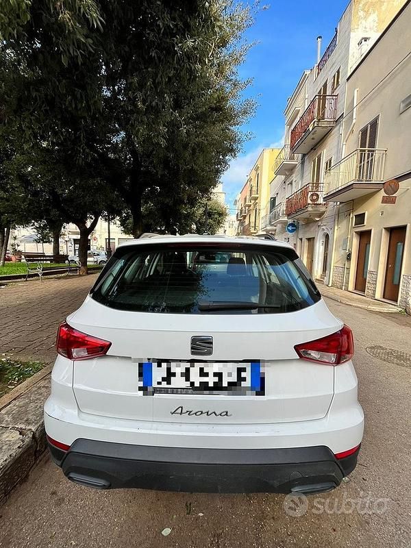 Usata Seat Arona Reference 90 CV (66 kW) 2021 Bianco SUV