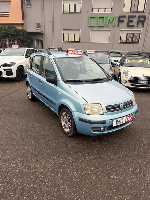 Usata Fiat Panda Dynamic 69 CV (50 kW) 2005 Blu Berlina