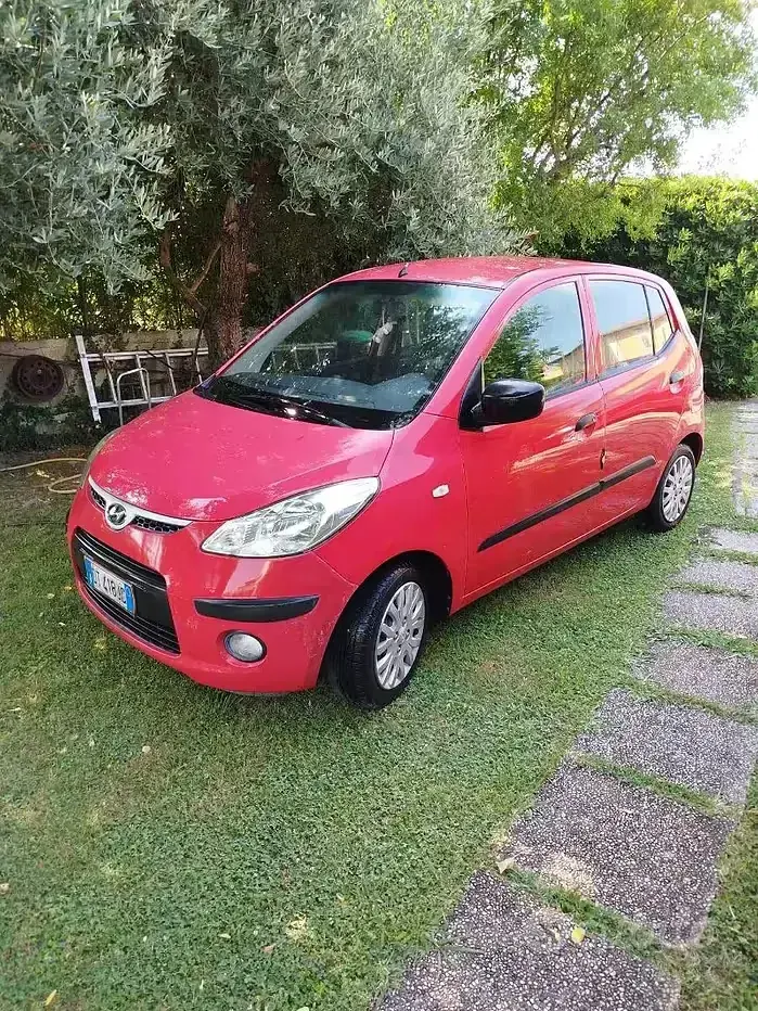 Usata Hyundai i10 66 CV (48 kW) 2008 Rosso Utilitaria