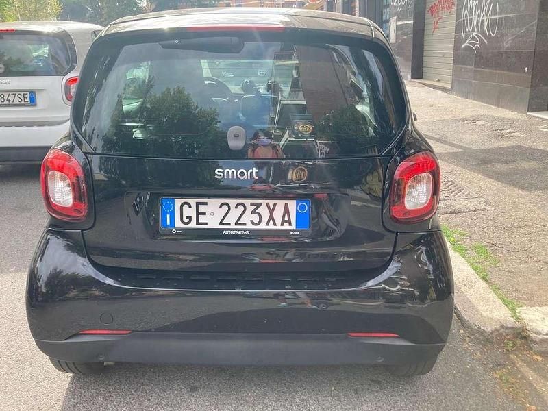 Usata Smart ForTwo Coupé 71 CV (52 kW) 2017 Nero Coupé