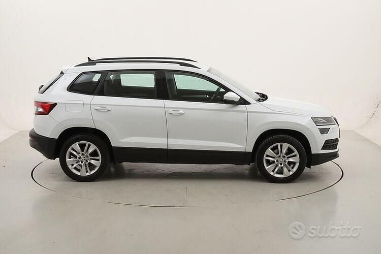 Usata Skoda Karoq Ambition 116 CV (85 kW) 2021 Bianco SUV