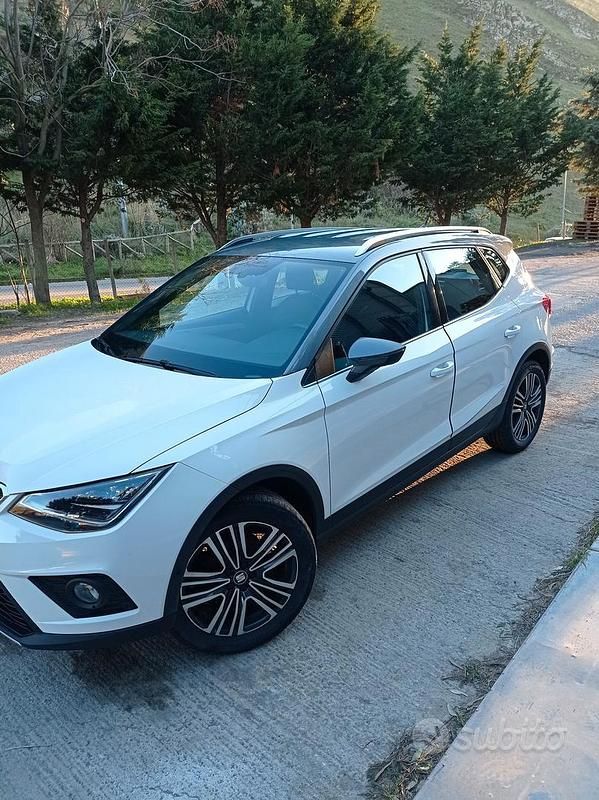 Usata Seat Arona 115 CV (84 kW) 2017 Bianco SUV