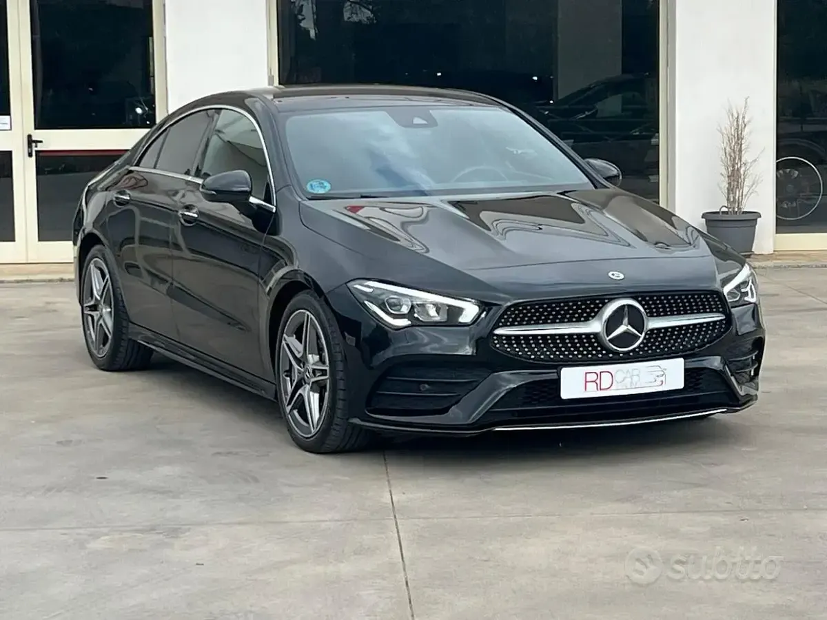 Usata Mercedes CLA200 Premium 150 CV (110 kW) 2023 Nero Berlina