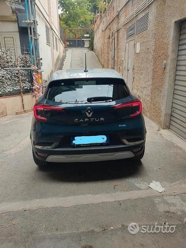 Usata Renault Captur Intens 145 CV (106 kW) 2022 SUV