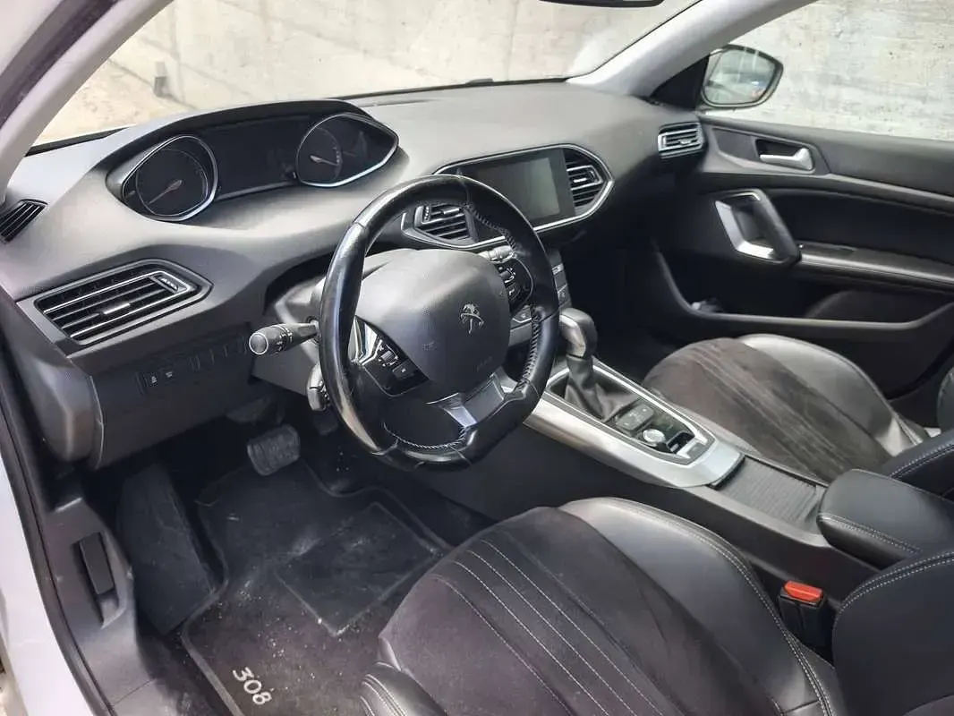 Usata Peugeot 308 SW Allure 120 CV (88 kW) 2017 Bianco Station wagon