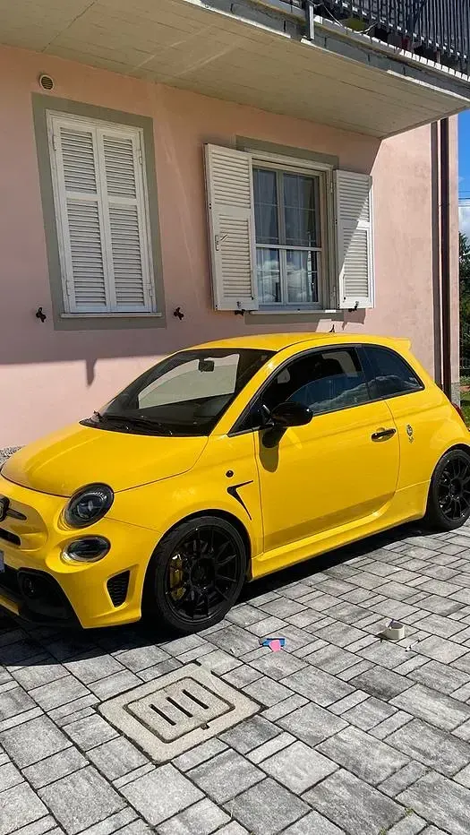 Usata Abarth 595 145 CV (106 kW) 2020 Giallo Utilitaria