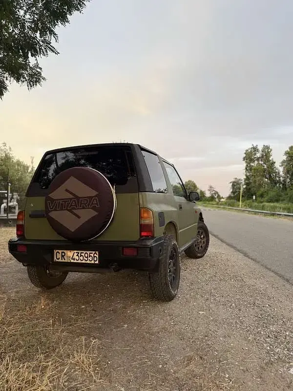 Usata Suzuki Vitara 75 CV (55 kW) 1990 Cabrio