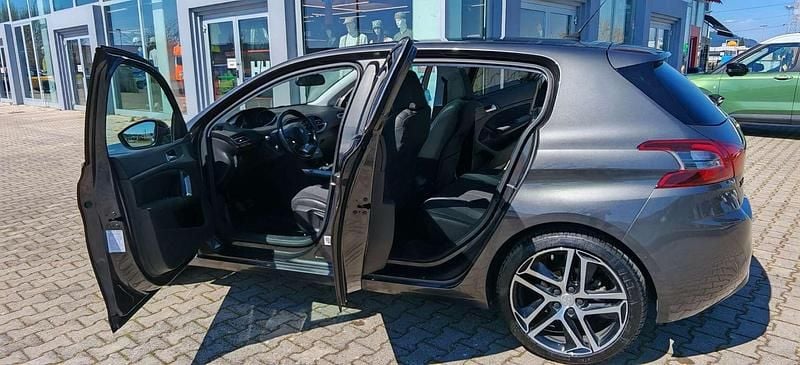 Begagnad Peugeot 308 Allure 131 HK (96 kW) 2018 Sedan