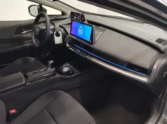 Nuova Toyota Prius Lounge 2025 Grigio Utilitaria