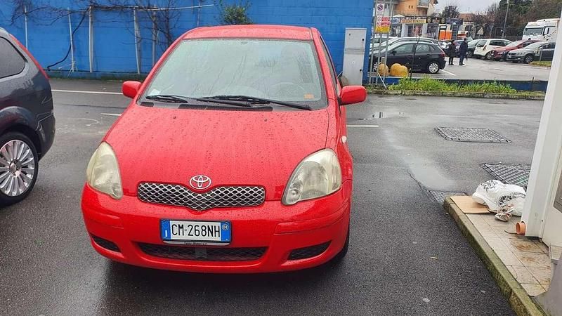 Usata Toyota Yaris 68 CV (50 kW) 2003 Other Berlina