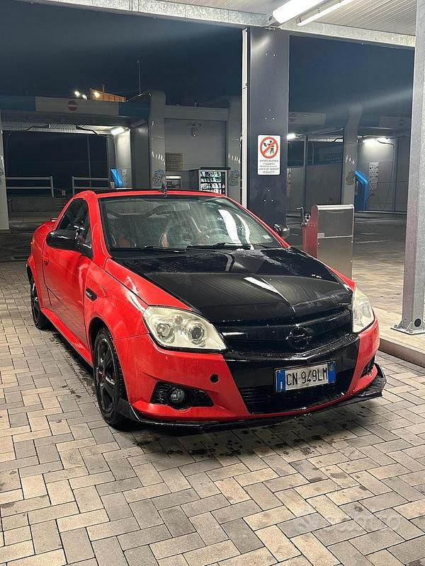 Usata 2004 Opel Tigra | 4000 € - Immagine 1/1