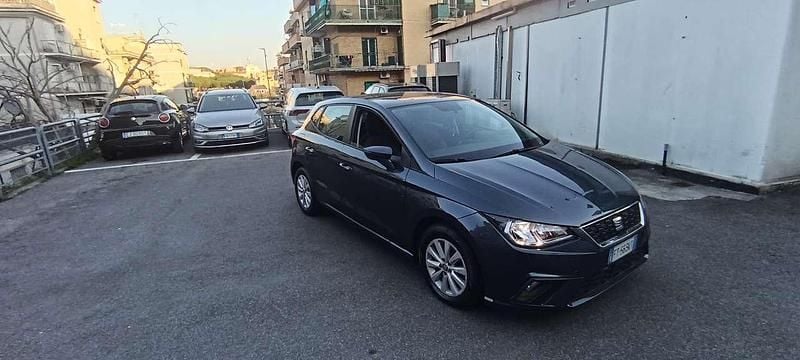 Usata Seat Ibiza Style 90 CV (66 kW) 2018 Verde Utilitaria