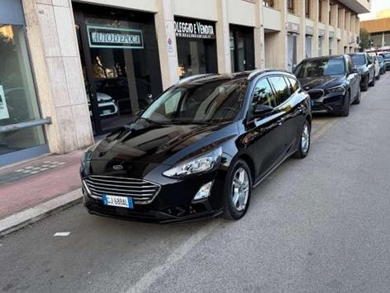 Usata Ford Focus Business Edition 120 CV (88 kW) 2022 Nero Station wagon