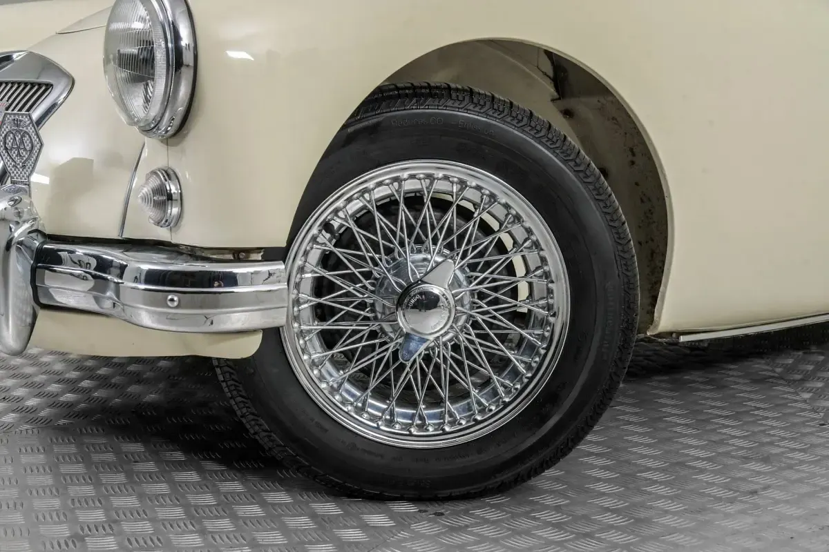 Usata MG MGA 98 CV (72 kW) 1958 Bianco Cabrio