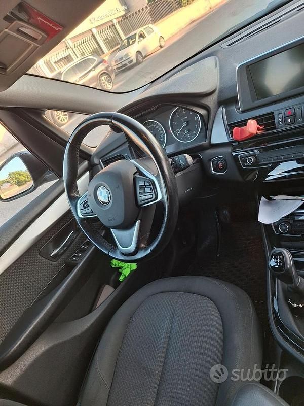 Usata BMW 216 Active Tourer 116 CV (85 kW) 2016 Blu Monovolume
