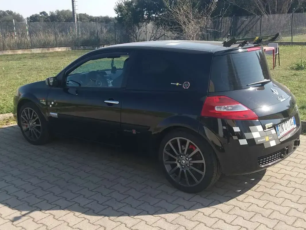 Usata Renault Mégane Coupé R.S. 230 CV (169 kW) 2008 Nero Coupé