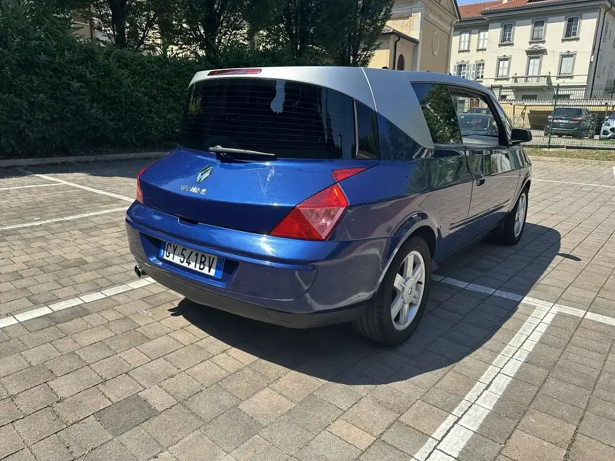 Usata Renault Avantime Dynamique 207 CV (152 kW) 2001 Blu/azzurro Monovolume
